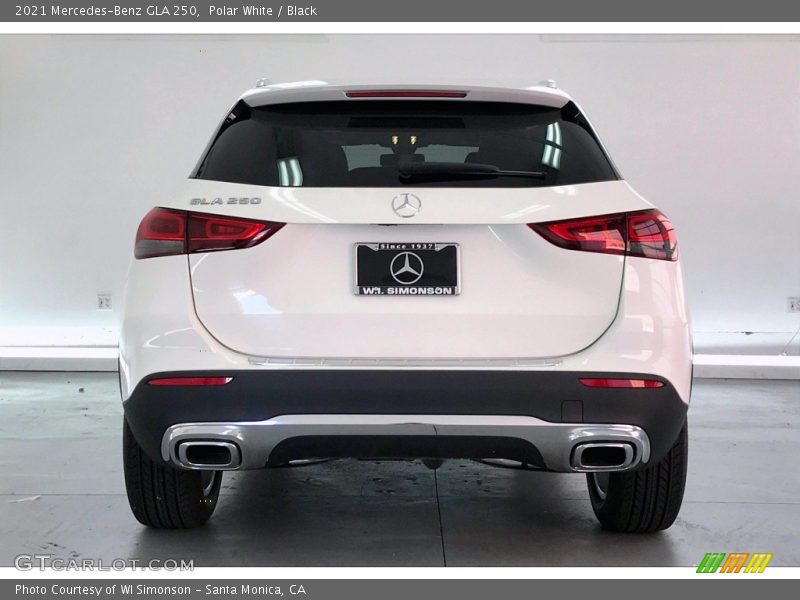 Polar White / Black 2021 Mercedes-Benz GLA 250