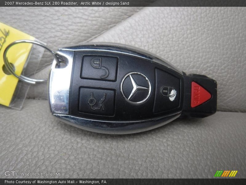 Arctic White / designo Sand 2007 Mercedes-Benz SLK 280 Roadster