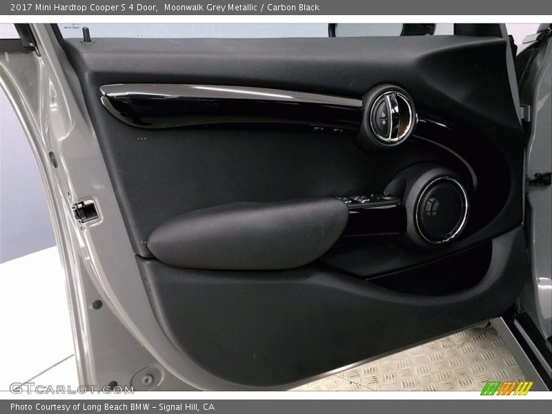 Moonwalk Grey Metallic / Carbon Black 2017 Mini Hardtop Cooper S 4 Door