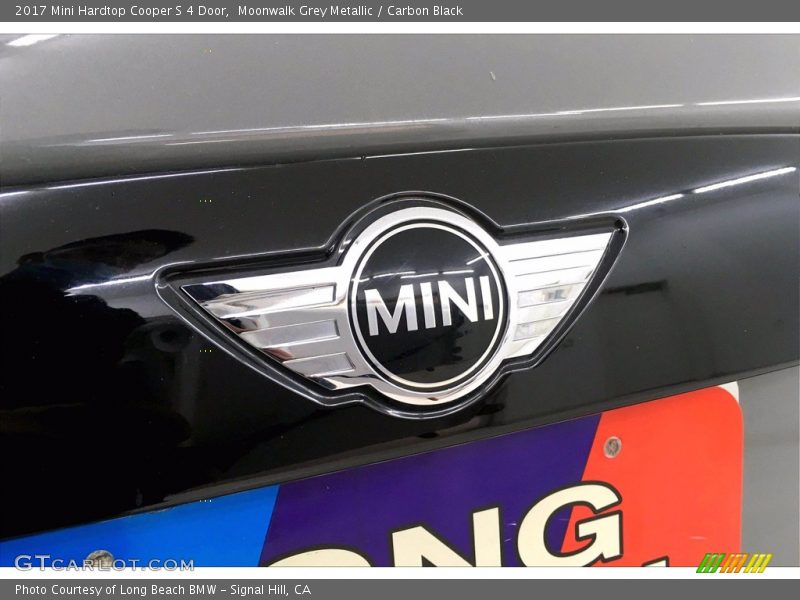 Moonwalk Grey Metallic / Carbon Black 2017 Mini Hardtop Cooper S 4 Door