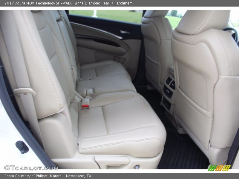 White Diamond Pearl / Parchment 2017 Acura MDX Technology SH-AWD