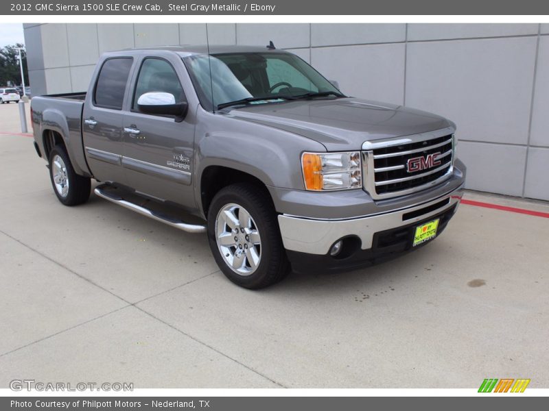 Front 3/4 View of 2012 Sierra 1500 SLE Crew Cab