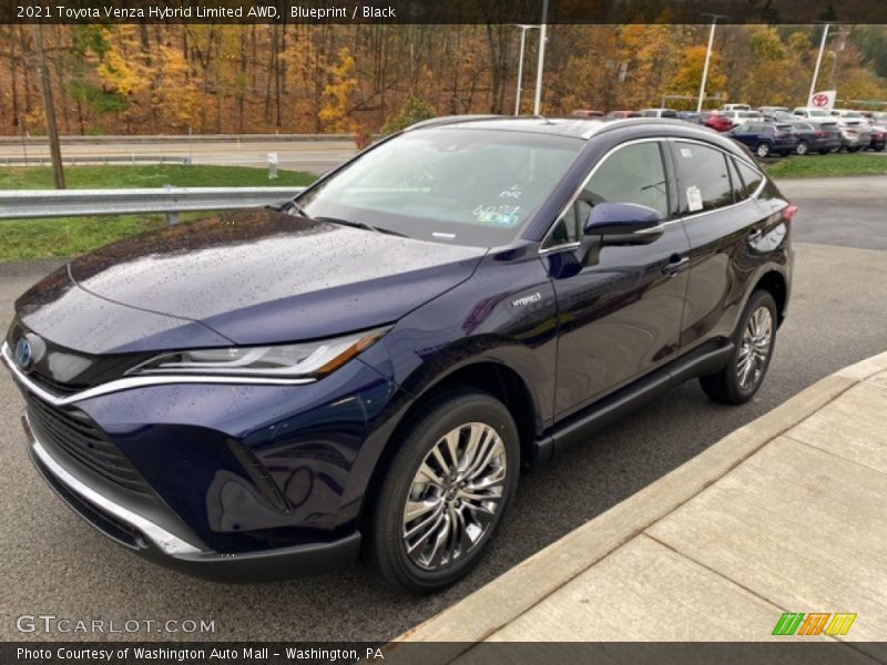 Front 3/4 View of 2021 Venza Hybrid Limited AWD