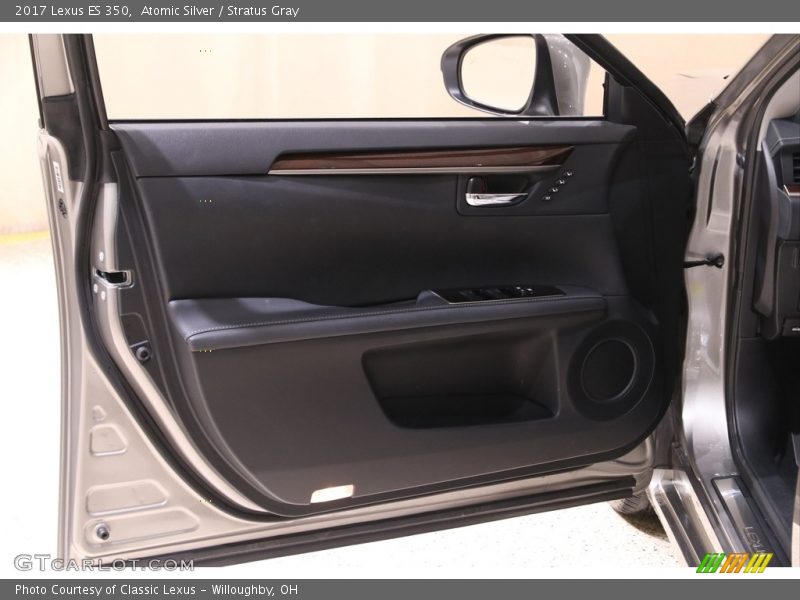 Atomic Silver / Stratus Gray 2017 Lexus ES 350