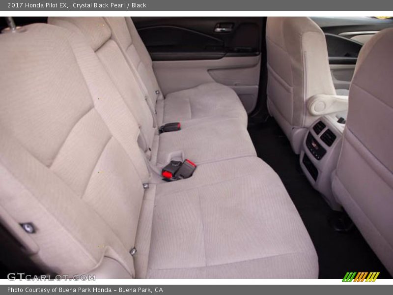 Crystal Black Pearl / Black 2017 Honda Pilot EX