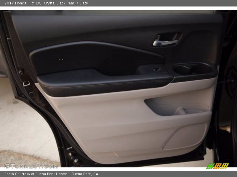 Crystal Black Pearl / Black 2017 Honda Pilot EX