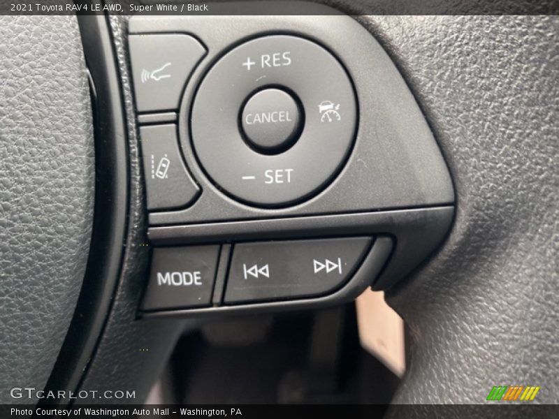 Super White / Black 2021 Toyota RAV4 LE AWD