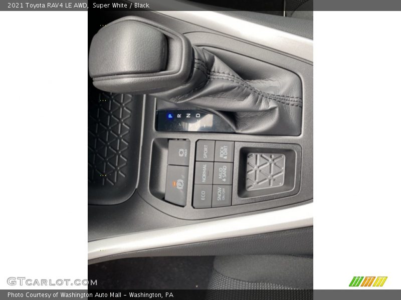 Super White / Black 2021 Toyota RAV4 LE AWD