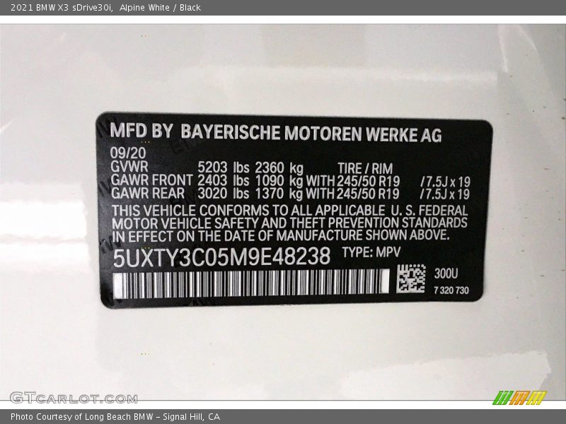 Alpine White / Black 2021 BMW X3 sDrive30i
