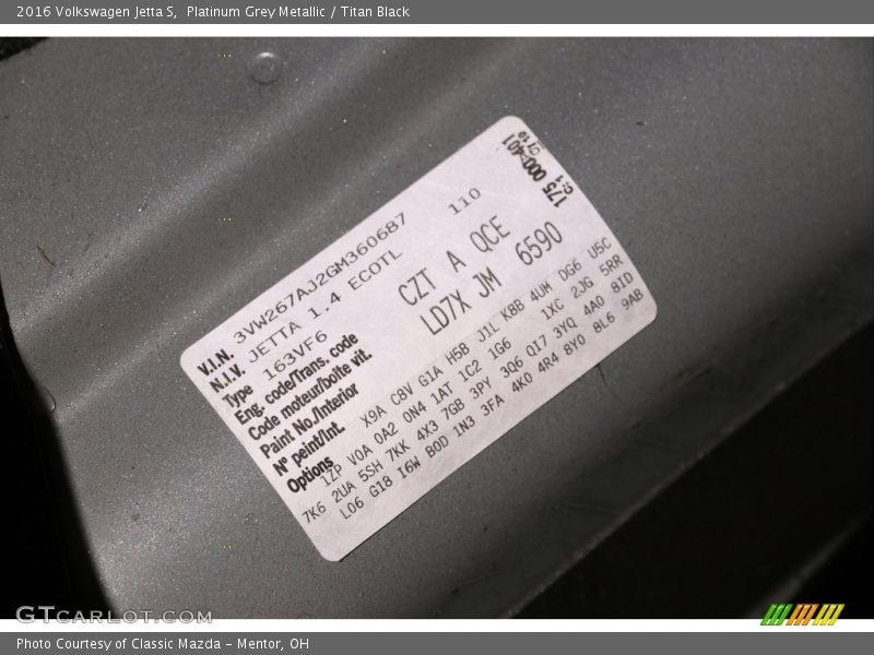 Platinum Grey Metallic / Titan Black 2016 Volkswagen Jetta S