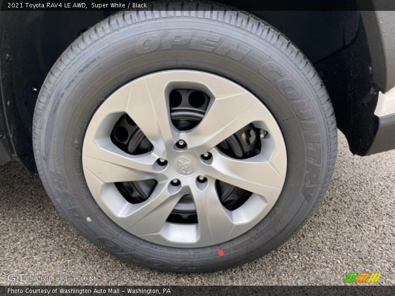 Super White / Black 2021 Toyota RAV4 LE AWD