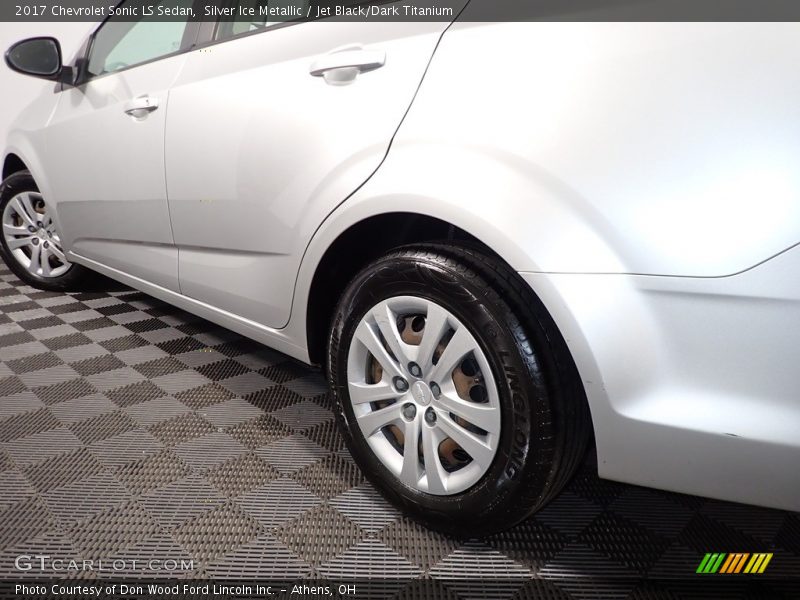 Silver Ice Metallic / Jet Black/Dark Titanium 2017 Chevrolet Sonic LS Sedan