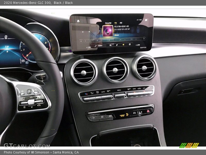 Black / Black 2020 Mercedes-Benz GLC 300