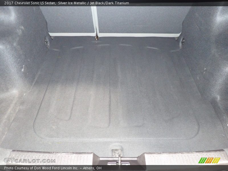 Silver Ice Metallic / Jet Black/Dark Titanium 2017 Chevrolet Sonic LS Sedan