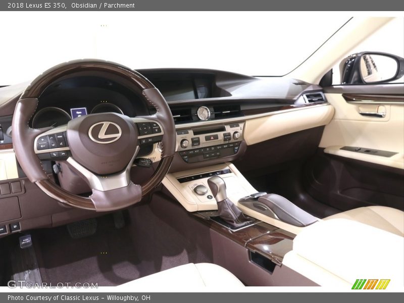 Obsidian / Parchment 2018 Lexus ES 350