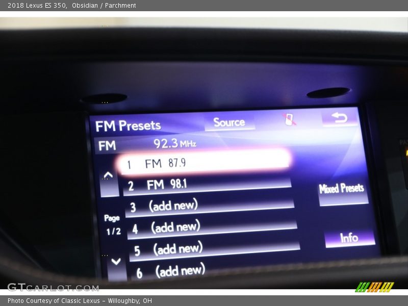 Obsidian / Parchment 2018 Lexus ES 350