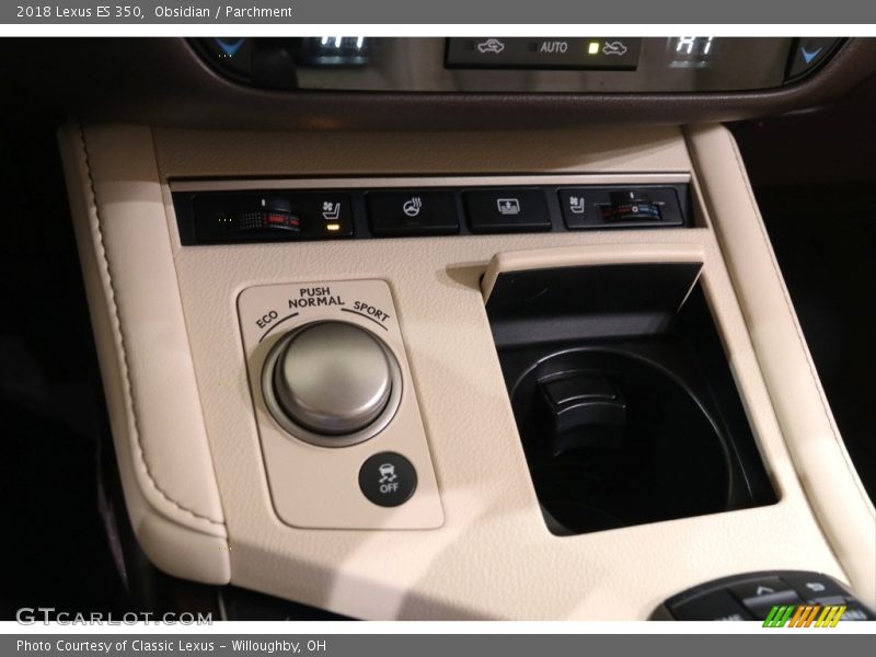 Obsidian / Parchment 2018 Lexus ES 350