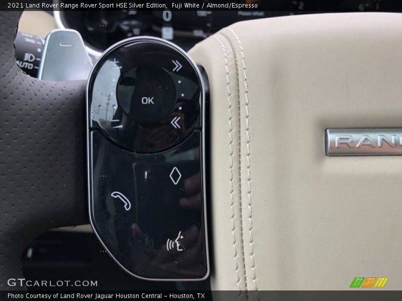  2021 Range Rover Sport HSE Silver Edition Steering Wheel
