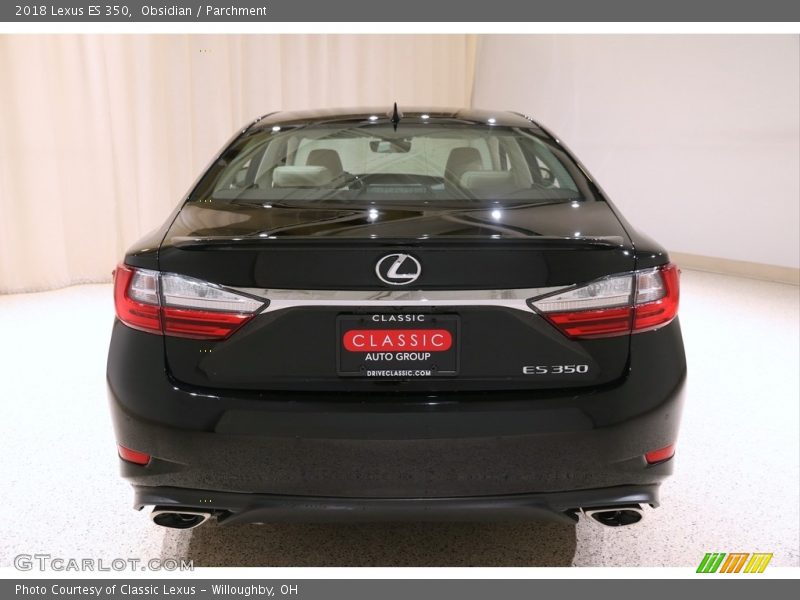 Obsidian / Parchment 2018 Lexus ES 350
