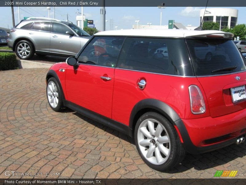 Chili Red / Dark Grey 2005 Mini Cooper S Hardtop