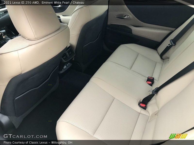 Eminent White Pearl / Chateau 2021 Lexus ES 250 AWD