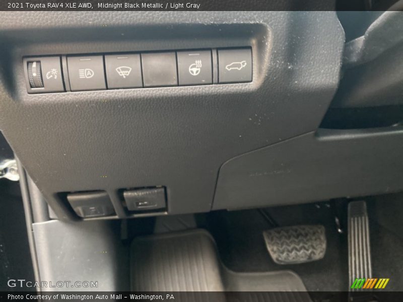 Midnight Black Metallic / Light Gray 2021 Toyota RAV4 XLE AWD