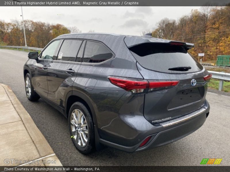 Magnetic Gray Metallic / Graphite 2021 Toyota Highlander Hybrid Limited AWD