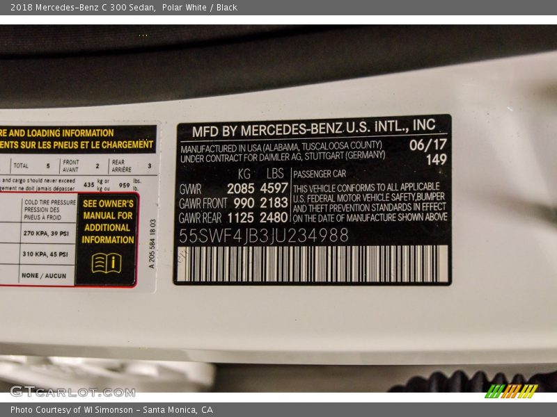 Polar White / Black 2018 Mercedes-Benz C 300 Sedan