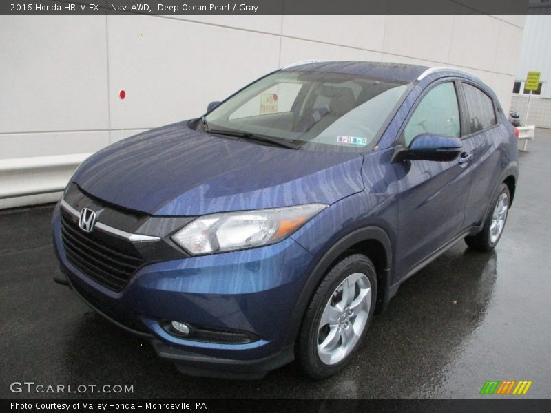 Front 3/4 View of 2016 HR-V EX-L Navi AWD