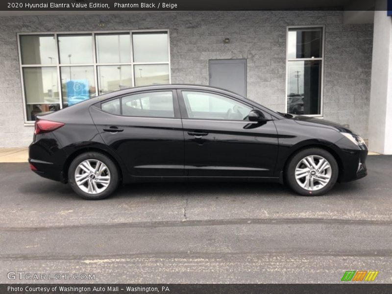Phantom Black / Beige 2020 Hyundai Elantra Value Edition