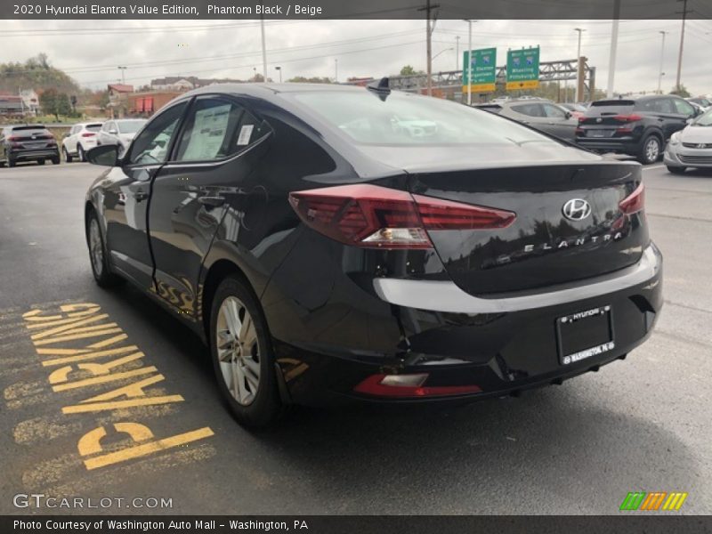 Phantom Black / Beige 2020 Hyundai Elantra Value Edition