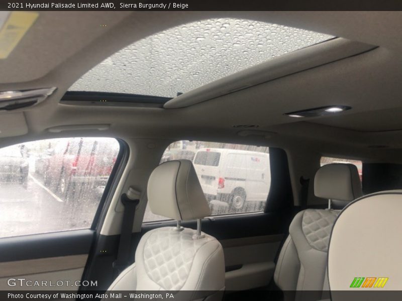 Sunroof of 2021 Palisade Limited AWD
