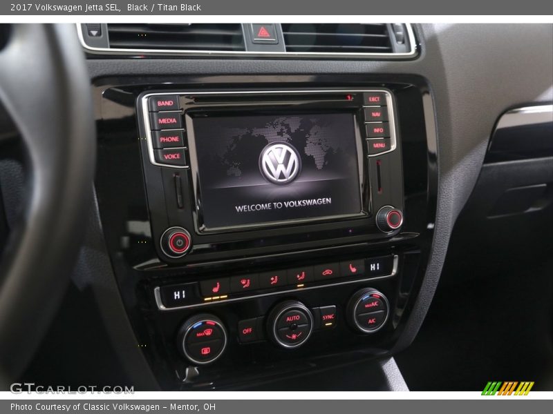 Black / Titan Black 2017 Volkswagen Jetta SEL