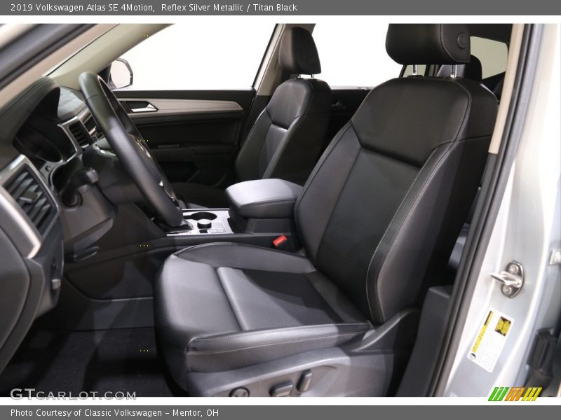 Reflex Silver Metallic / Titan Black 2019 Volkswagen Atlas SE 4Motion