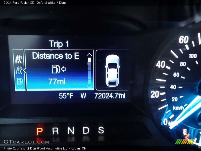 Oxford White / Dune 2014 Ford Fusion SE