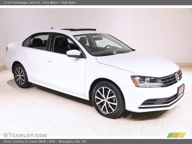 Front 3/4 View of 2018 Jetta SE