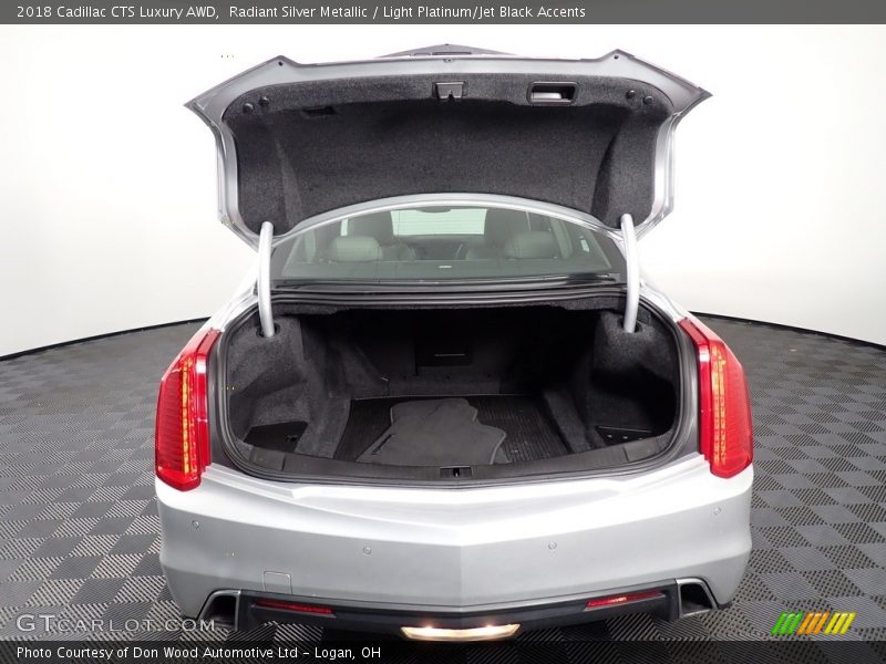 Radiant Silver Metallic / Light Platinum/Jet Black Accents 2018 Cadillac CTS Luxury AWD