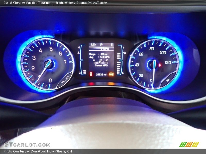 Bright White / Cognac/Alloy/Toffee 2018 Chrysler Pacifica Touring L