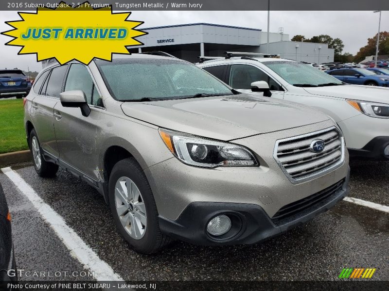 Tungsten Metallic / Warm Ivory 2016 Subaru Outback 2.5i Premium