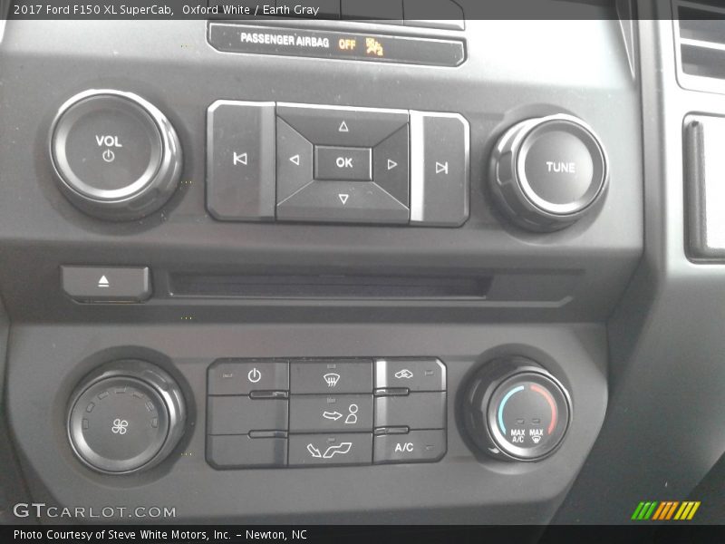 Controls of 2017 F150 XL SuperCab