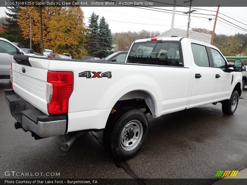 Oxford White / Medium Earth Gray 2020 Ford F250 Super Duty XL Crew Cab 4x4