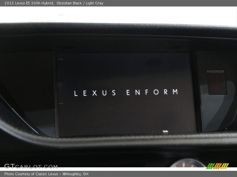 Obsidian Black / Light Gray 2013 Lexus ES 300h Hybrid