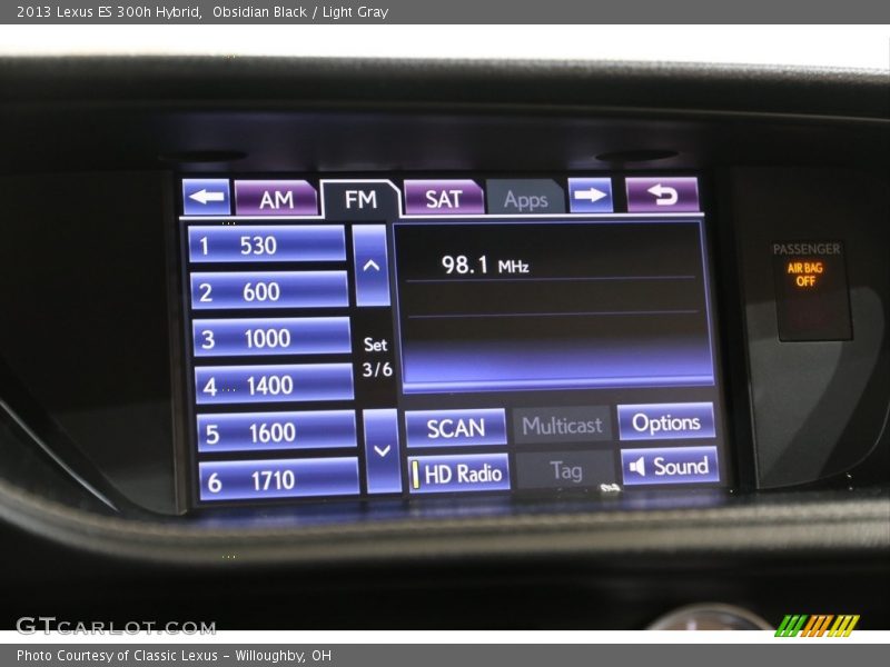 Obsidian Black / Light Gray 2013 Lexus ES 300h Hybrid