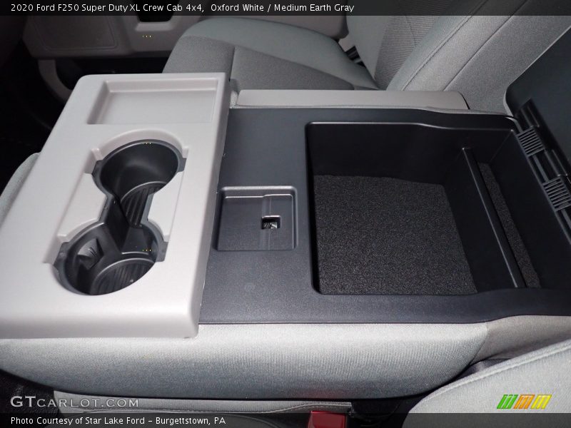 Oxford White / Medium Earth Gray 2020 Ford F250 Super Duty XL Crew Cab 4x4