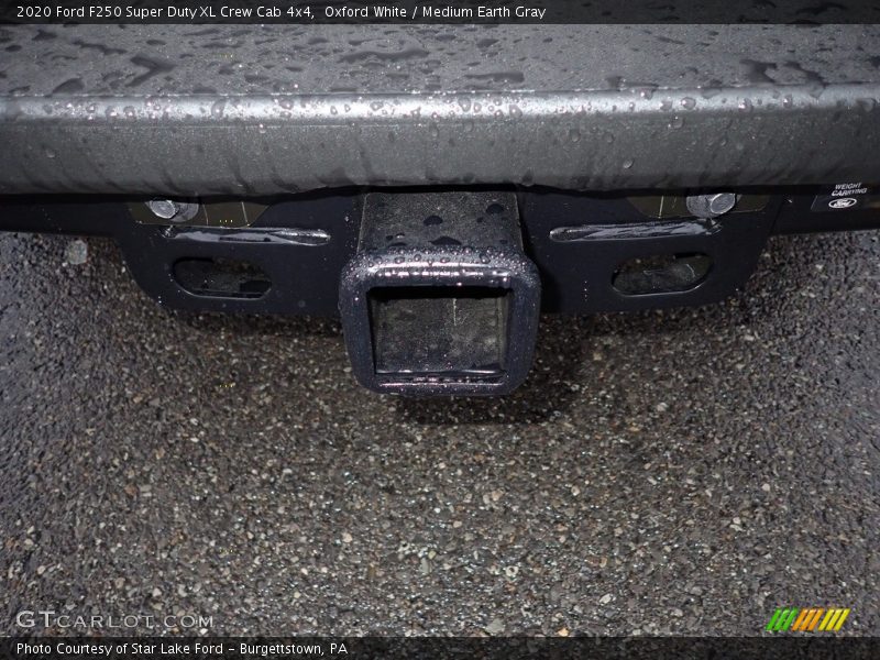 Oxford White / Medium Earth Gray 2020 Ford F250 Super Duty XL Crew Cab 4x4
