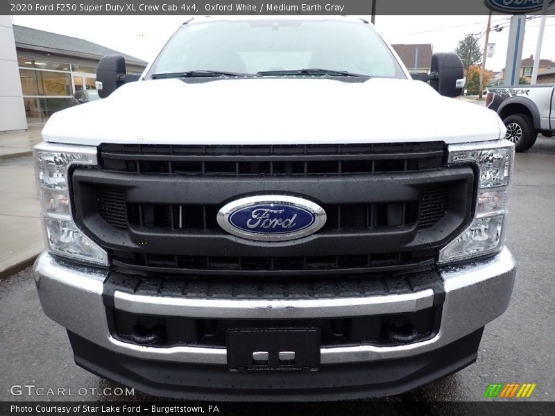 Oxford White / Medium Earth Gray 2020 Ford F250 Super Duty XL Crew Cab 4x4