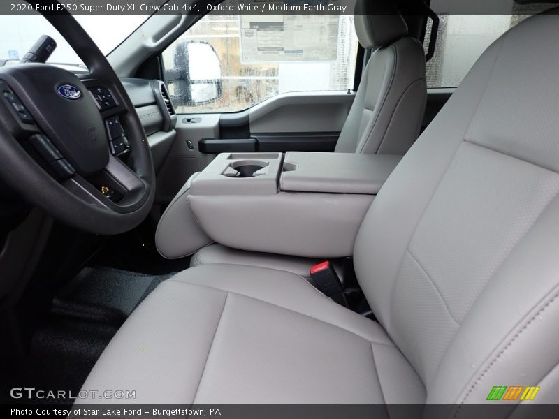 Oxford White / Medium Earth Gray 2020 Ford F250 Super Duty XL Crew Cab 4x4