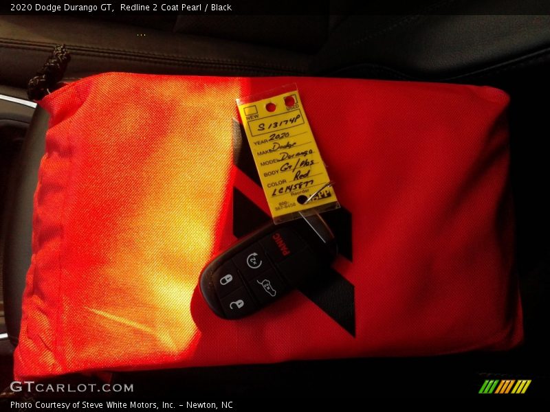 Redline 2 Coat Pearl / Black 2020 Dodge Durango GT