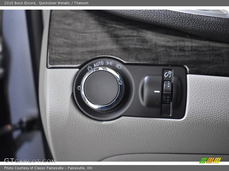 Quicksilver Metallic / Titanium 2016 Buick Encore