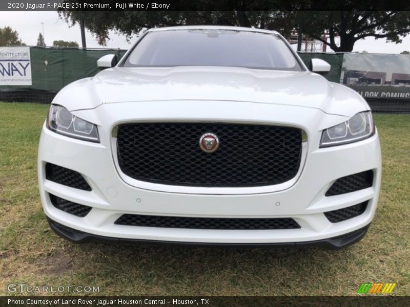 Fuji White / Ebony 2020 Jaguar F-PACE 25t Premium